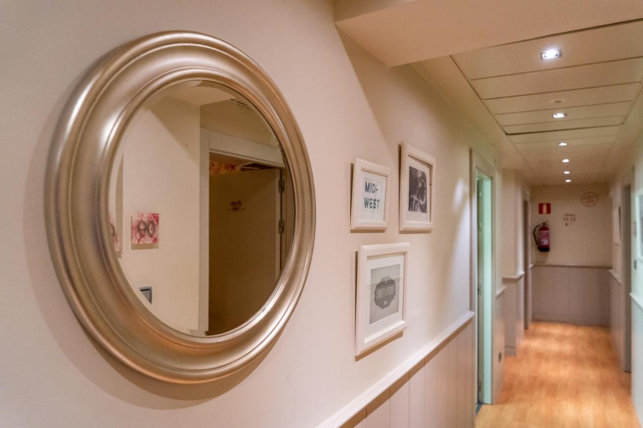 Hostal Matheu Madrid Extérieur photo