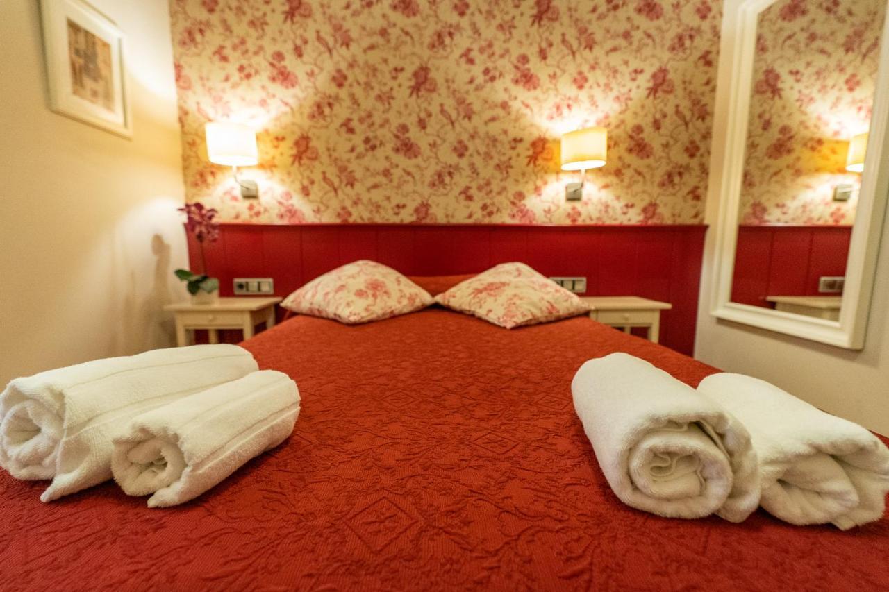 Hostal Matheu Madrid Extérieur photo