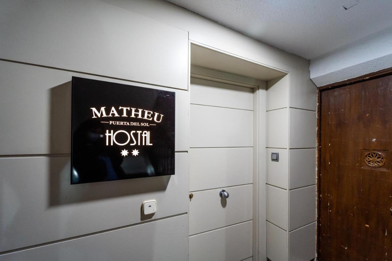 Hostal Matheu Madrid Extérieur photo