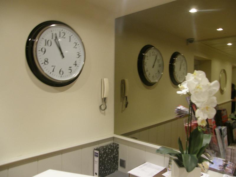 Hostal Matheu Madrid Extérieur photo